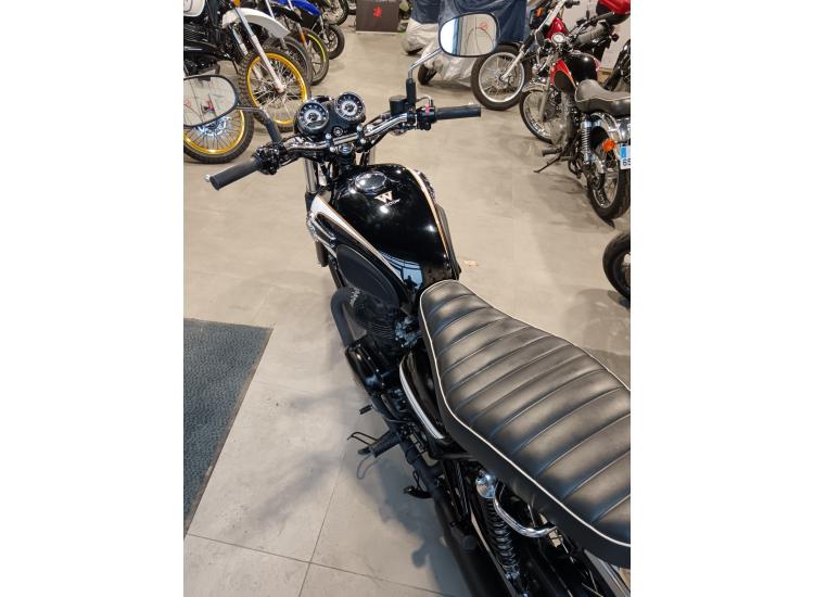 KAWASAKI W 800