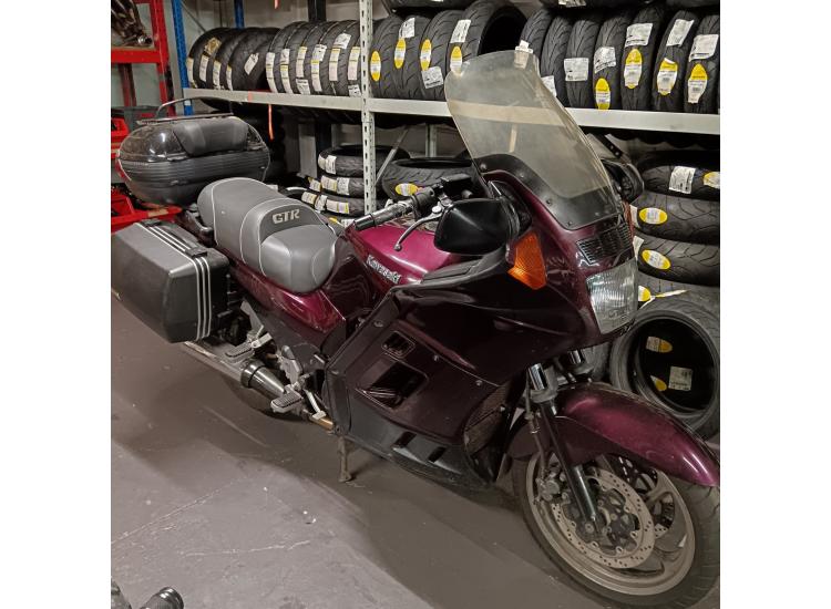KAWASAKI GTR