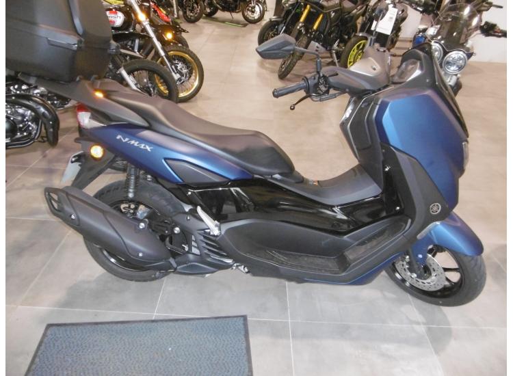 YAMAHA NMAX 125