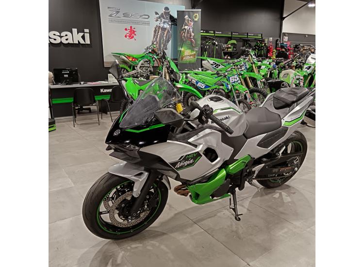 KAWASAKI Ninja 7 Hybrid
